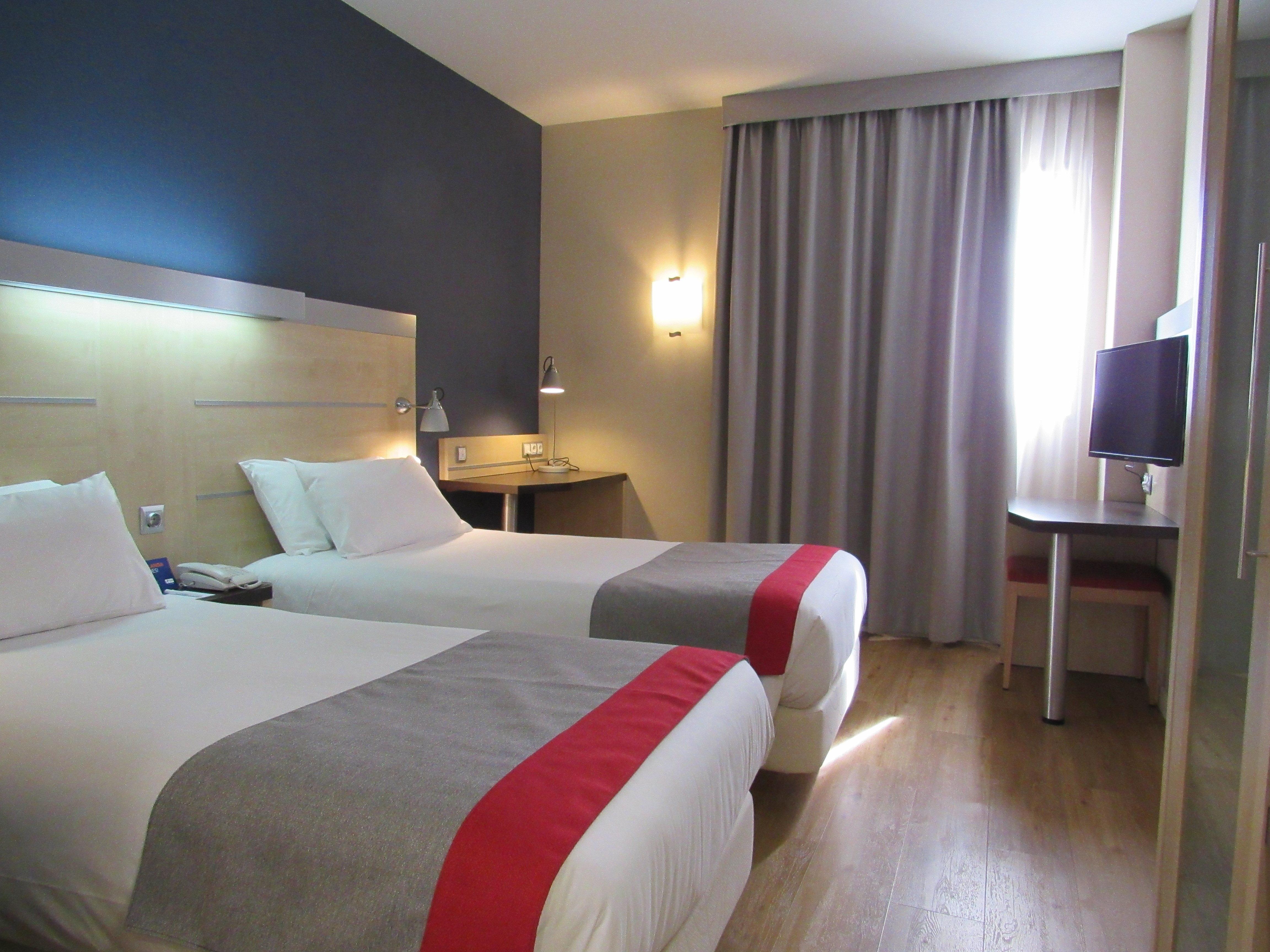 Express Valencia Bonaire By Ihg